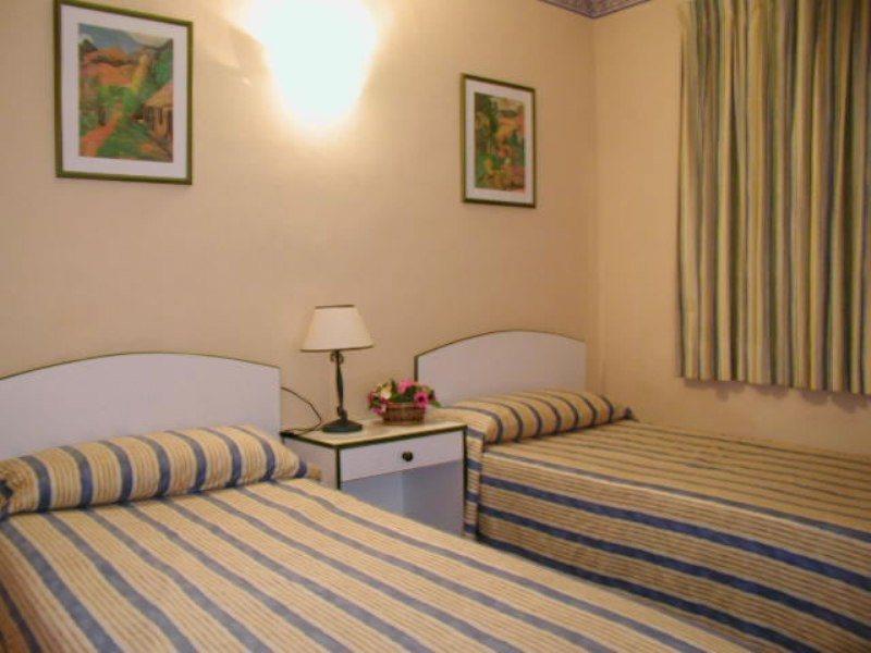 Apartamentos La Florida Puerto del Carmen  Oda fotoğraf